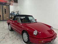 Usata Alfa Romeo Spider 122 CV (89 kW) 1991 Rosso Cabrio