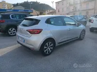 Usata Renault Clio V Equilibre 91 CV (66 kW) 2023 Grigio Berlina