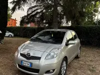 Usata Toyota Yaris Sol 100 CV (73 kW) 2011 Utilitaria