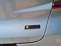 Usata Renault Captur 101 CV (74 kW) 2022 Grigio SUV