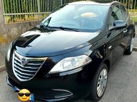 Usata Lancia Ypsilon 69 CV (50 kW) 2014 Nero Utilitaria