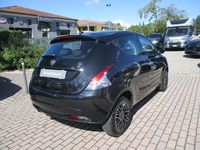 Usata Lancia Ypsilon 69 CV (50 kW) 2024 Nero Utilitaria