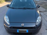 Usata Fiat Punto Lounge 75 CV (55 kW) 2014 Grigio Berlina