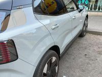Usata Volvo EX30 200 kW (272 CV) 2024 Grigio SUV