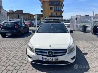 Usata Mercedes A180 Premium 109 CV (80 kW) 2014 Bianco Utilitaria