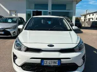 Usata Kia Rio 82 CV (60 kW) 2021 Bianco Berlina