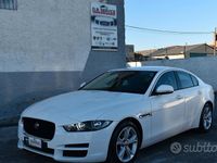 Usata Jaguar XE 179 CV (131 kW) 2016 Bianco Berlina