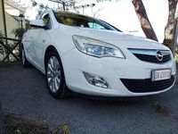 Usata Opel Astra Cosmo 165 CV (121 kW) 2011 Bianco Station wagon