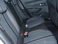 Usata Peugeot 2008 Active 102 CV (75 kW) 2024 Bianco SUV