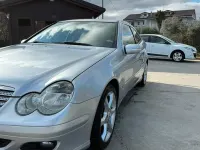 Usata Mercedes C220 Avantgarde 150 CV (110 kW) 2007 Grigio Coupé