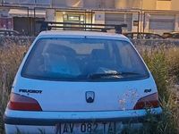 Usata Peugeot 106 50 CV (36 kW) 1998 Bianco Utilitaria