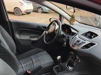 Usata Ford Fiesta 68 CV (50 kW) 2009 Rosso Utilitaria