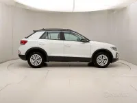 Usata VW T-Roc Style 116 CV (85 kW) 2023 Bianco SUV