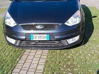 Begagnad Ford Galaxy S 2010 Grå Minibuss