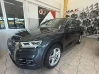 Usata Audi Q5 S-line plus 190 CV (139 kW) 2020 Grigio SUV