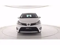 Usata Toyota Verso Active 132 CV (97 kW) 2015 Bianco Monovolume
