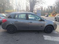 Usata Renault Clio GrandTour 101 CV (74 kW) 2011 Grigio Station wagon