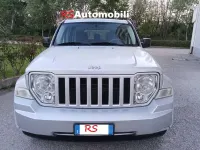 Usata Jeep Cherokee Sport 177 CV (130 kW) 2009 Grigio SUV