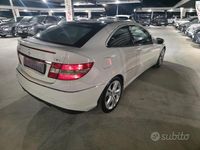 Usata Mercedes CLC220 Chrome 150 CV (110 kW) 2009 Bianco Utilitaria