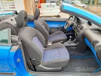 Usata Peugeot 206 CC 109 CV (80 kW) 2001 Cabrio