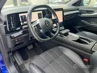 Usata Renault Austral Techno 131 CV (96 kW) 2023 Bluazzurro SUV