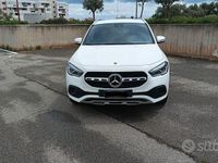 Usata Mercedes GLA200 150 CV (110 kW) 2022 Bianco SUV