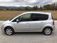 Usata Renault Modus Dynamique 85 CV (62 kW) 2009 Grigio Monovolume