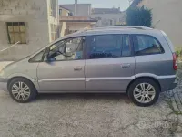Usata Opel Zafira 101 CV (74 kW) 2004 Monovolume