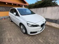 Usata BMW 218 Active Tourer Luxury Line 150 CV (110 kW) 2017 Bianco Monovolume