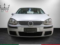 Usata VW Golf IV Sportline 116 CV (85 kW) 2005 Grigio Berlina