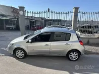 Usata Renault Clio IV Dynamique 75 CV (55 kW) 2012 Nero Berlina