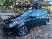 Usata Opel Corsa 95 CV (69 kW) 2010 Nero Berlina