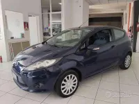 Usata Ford Fiesta 60 CV (44 kW) 2011 Blu Utilitaria