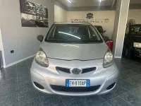 Usata Toyota Aygo Connect Style 68 CV (50 kW) 2011 Argento Utilitaria