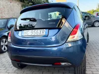 Usata Lancia Ypsilon Gold 69 CV (50 kW) 2022 Blu Utilitaria