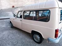 Usata Renault R4 34 CV (25 kW) 1985 Beige Station wagon