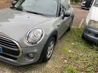Usata Mini ONE Business 75 CV (55 kW) 2016 Utilitaria