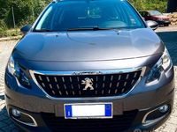 Usata Peugeot 2008 82 CV (60 kW) 2018 Grigio SUV