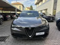 Usata Alfa Romeo Stelvio Ti 209 CV (153 kW) 2023 Grigio / metallizzato SUV