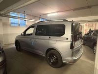 Nuova VW Caddy 122 CV (89 kW) 2026 Oyster silver metallizzato Monovolume