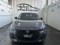 Usata Peugeot 208 110 CV (80 kW) 2025 Grigio Utilitaria