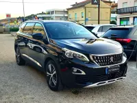 Usata Peugeot 5008 Allure 131 CV (96 kW) 2020 Viola SUV