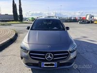 Usata Mercedes B180 109 CV (80 kW) 2022 Grigio Utilitaria