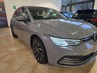 Usata VW Golf VIII Life 116 CV (85 kW) 2020 Grigio Berlina
