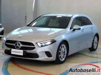 Usata Mercedes A180 109 CV (80 kW) 2018 Argento Berlina