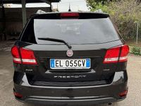 Usata Fiat Freemont Lounge 170 CV (125 kW) 2012 Nero SUV
