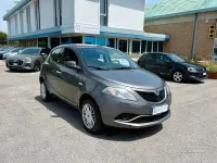 Usata Lancia Ypsilon 86 CV (63 kW) 2016 Grigio Utilitaria