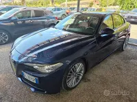 Usata Alfa Romeo Giulia Super 150 CV (110 kW) 2017 Bluazzurro Berlina