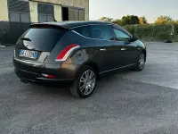 Usata Lancia Delta Gold 120 CV (88 kW) 2014 Grigio Utilitaria