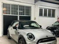 Usado Mini Cooper Business 136 HP (100 kW) 2023 Cinzento Citadino